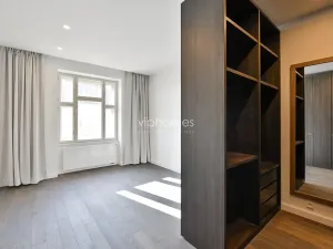 Pronájem bytu 4+kk, Praha - Vinohrady, Laubova, 163 m2