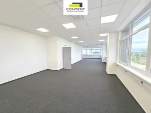 Pronájem výrobních prostor, Syrovice, 5063 m2