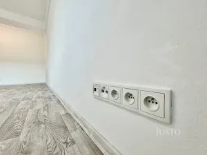 Pronájem bytu 2+1, Ústí nad Labem, Kozinova, 55 m2