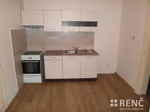 Pronájem bytu 2+kk, Brno, Kounicova, 33 m2