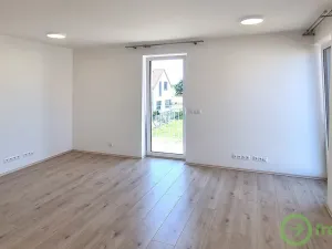 Pronájem bytu 2+kk, Opatovice nad Labem, Žákova, 76 m2