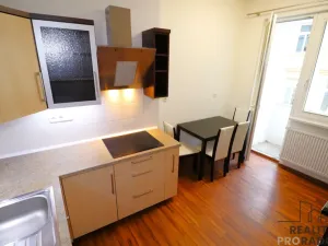 Pronájem bytu 2+1, Brno, Antonínská, 80 m2