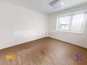 Pronájem kanceláře, Vizovice, Masarykovo nám., 15 m2