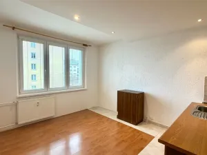 Prodej bytu 1+1, Cheb, Lesní, 36 m2