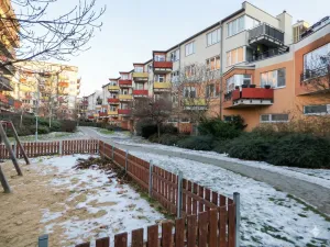 Pronájem bytu 2+kk, Praha - Vysočany, Poděbradská, 51 m2