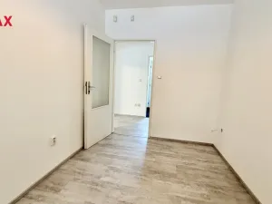 Pronájem kanceláře, Ostrava - Kunčice, Meziveská, 37 m2