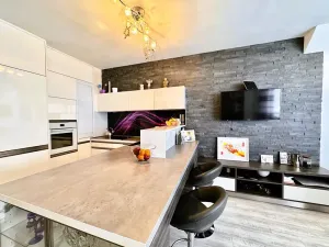 Pronájem bytu 3+kk, Pardubice, Dašická, 82 m2