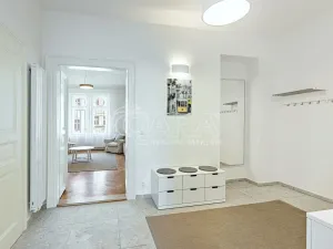 Pronájem bytu 2+1, Praha - Vinohrady, Lužická, 74 m2