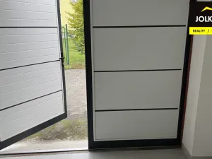 Pronájem garáže, Opava, Hobzíkova, 15 m2