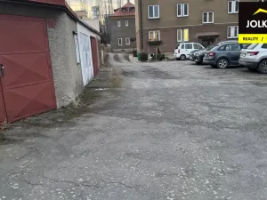 Pronájem garáže, Opava, Hobzíkova, 15 m2