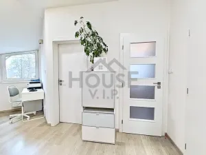 Prodej rodinného domu, Praha - Lochkov, Za ovčínem, 118 m2