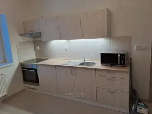 Pronájem bytu 1+1, Kladno, Příční, 45 m2