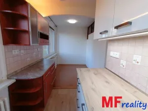 Pronájem bytu 3+1, Hradec Králové, Třebechovická, 66 m2