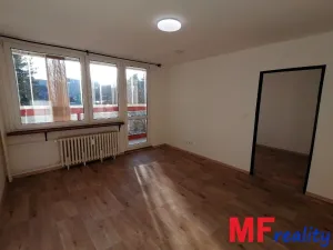 Pronájem bytu 3+1, Hradec Králové, Třebechovická, 66 m2