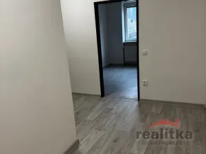 Pronájem bytu 2+1, Opava, Hany Kvapilové, 60 m2