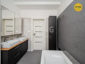 Prodej bytu 3+kk, Ostrava, Na Burni, 120 m2