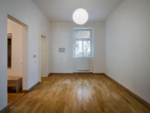 Pronájem bytu 2+kk, Praha - Holešovice, Komunardů, 47 m2