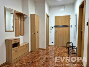 Prodej bytu 3+kk, Praha - Hlubočepy, Voskovcova, 83 m2