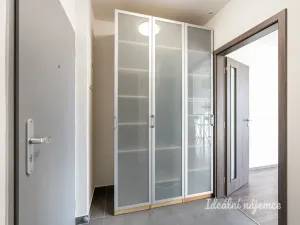 Pronájem bytu 1+kk, Přezletice, Pod Zahrady, 36 m2