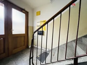 Prodej bytu 3+1, Benešov, Na Spořilově, 71 m2