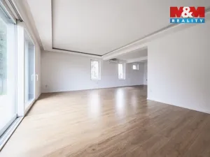 Prodej rodinného domu, Jirny, 276 m2