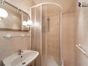 Prodej bytu 2+kk, Praha - Modřany, Krouzova, 43 m2