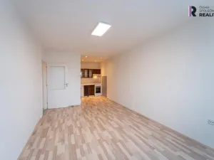 Prodej bytu 2+kk, Praha - Modřany, Krouzova, 43 m2