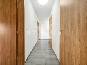 Pronájem bytu 3+kk, Praha - Uhříněves, Oty Bubeníčka, 59 m2