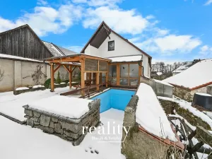 Prodej rodinného domu, Řásná, 179 m2