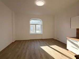 Pronájem bytu 2+kk, Cheb, Evropská, 52 m2