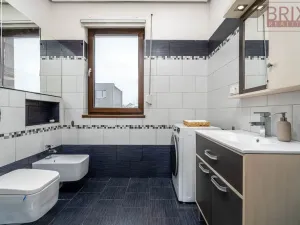 Prodej rodinného domu, Králův Dvůr - Levín, Levínský Vršek, 404 m2