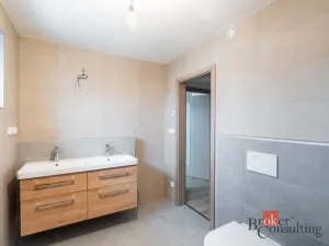 Prodej rodinného domu, Lovčice, 164 m2