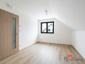 Prodej rodinného domu, Lovčice, 164 m2