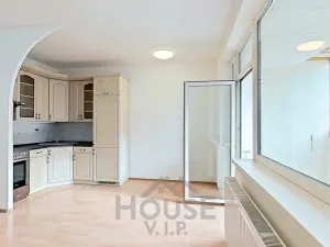 Prodej bytu 1+kk, Praha - Vysočany, Poděbradská, 34 m2