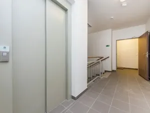 Pronájem bytu 2+kk, Praha - Hodkovičky, Šífařská, 50 m2