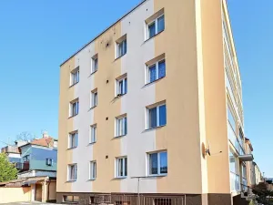 Prodej bytu 3+1, Nymburk, Husova, 76 m2