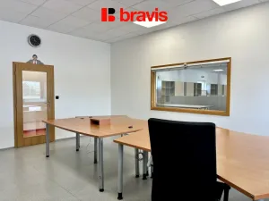 Pronájem kanceláře, Brno - Slatina, Hviezdoslavova, 257 m2