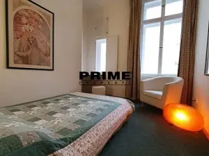 Pronájem bytu 3+1, Praha - Nové Město, Odborů, 87 m2