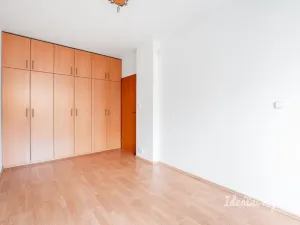 Pronájem bytu 2+kk, Praha - Prosek, Libočanská, 57 m2