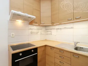 Pronájem bytu 2+kk, Praha, Kurta Konráda, 46 m2