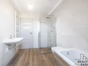 Prodej bytu 4+kk, Ostopovice, B. Němcové, 170 m2