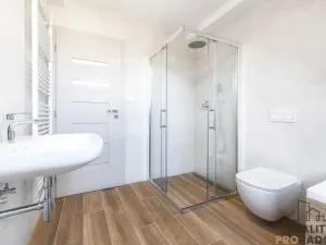 Prodej bytu 4+kk, Ostopovice, B. Němcové, 170 m2