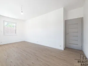 Prodej bytu 4+kk, Ostopovice, B. Němcové, 170 m2