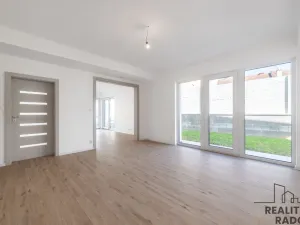 Prodej bytu 4+kk, Ostopovice, B. Němcové, 90 m2