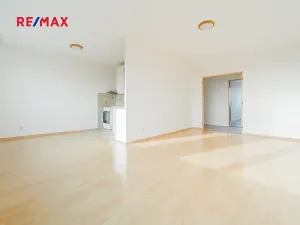 Pronájem bytu 3+1, Kladno, Na růžovém poli, 67 m2