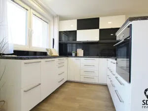 Prodej rodinného domu, Křenovice, Široká, 172 m2