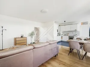 Prodej bytu 3+kk, Praha - Suchdol, Holubí, 83 m2