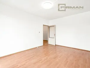 Prodej bytu 2+1, Karlovy Vary - Rybáře, Plešivecká, 61 m2