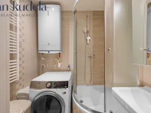 Prodej bytu 3+kk, Brno, Bolzanova, 56 m2