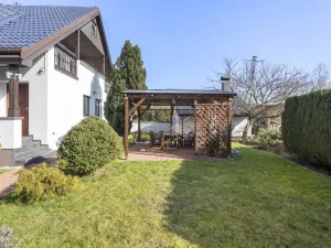 Prodej rodinného domu, Praha - Kyje, Borská, 207 m2